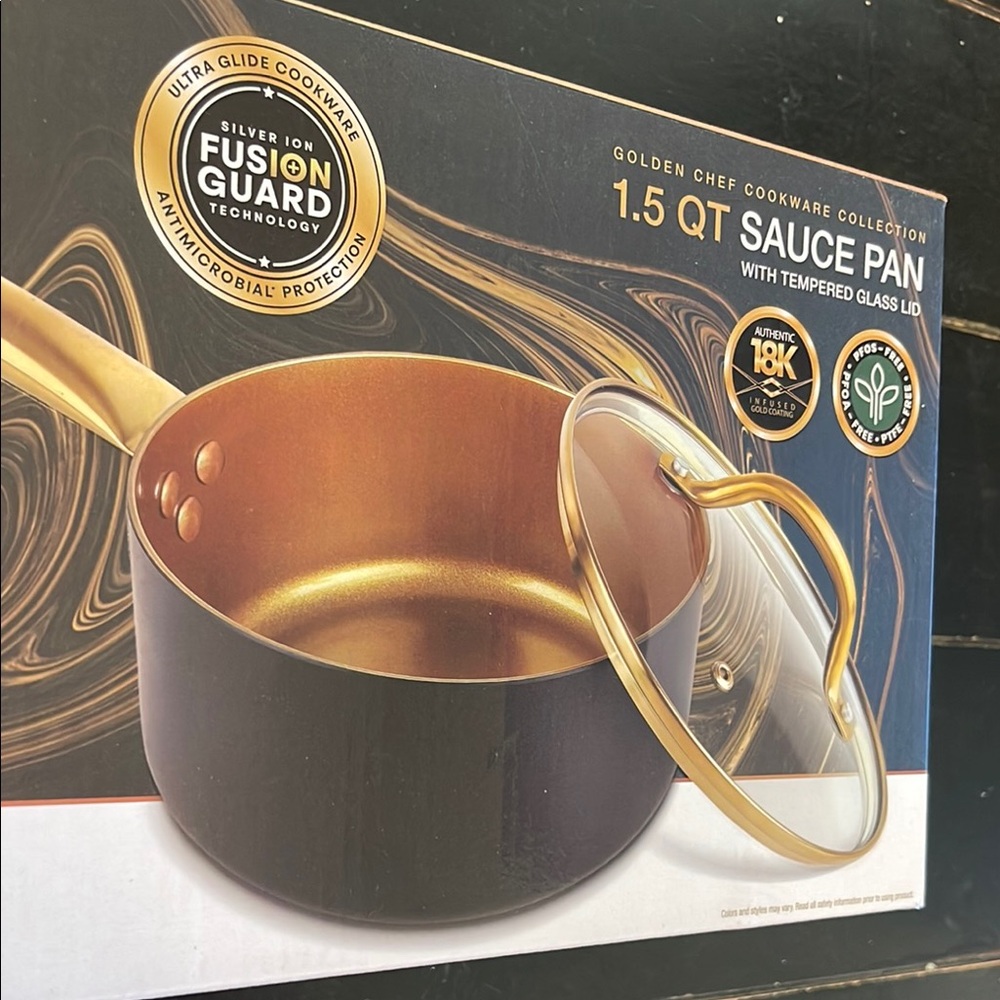 New Gift Ready Black and Gold Cookware Saucepan with Glass Lid
